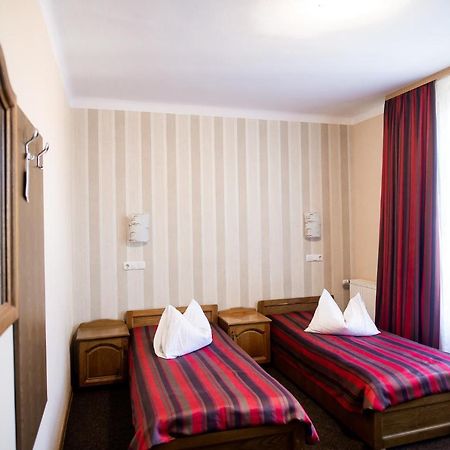 Vila Tineretului Satu Mare Zewnętrze zdjęcie