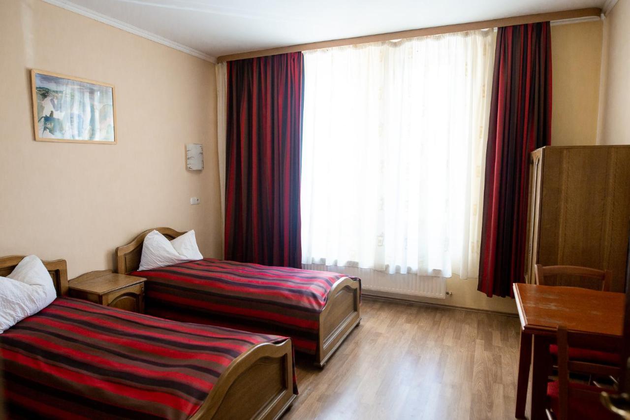 Vila Tineretului Satu Mare Zewnętrze zdjęcie